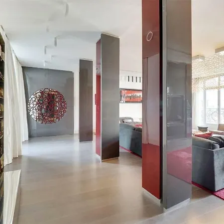 度假居 Unique Flat For 12