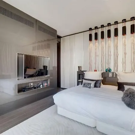 Unique Flat For 12 度假居 *